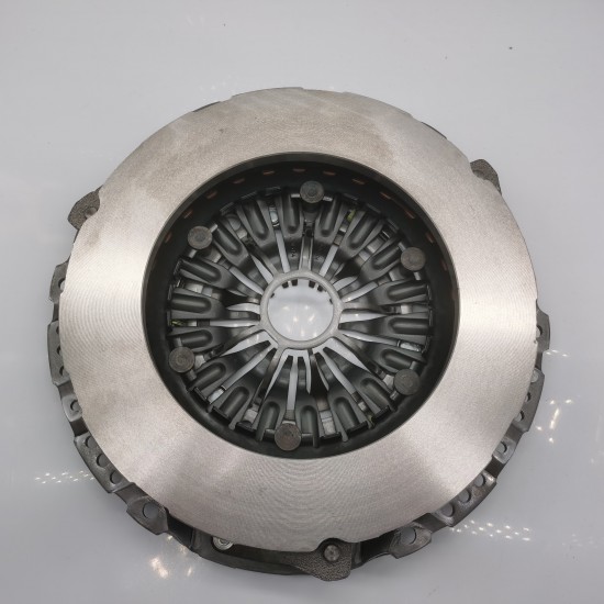 Hot Sell Auto Clutch Kit Clutch Plate and Clutch Cover for Ranger 2012 and BT50 627303209