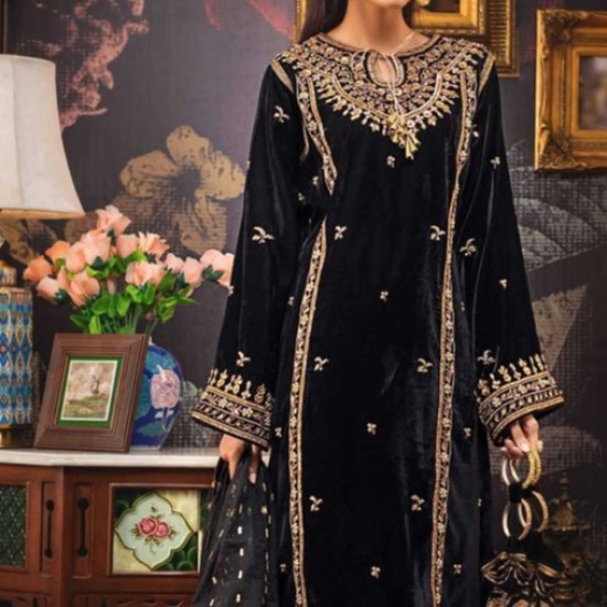 Embellish Crystal Glass Beads, Dabka Embroidery on Kurta With Pant on Silk Fabric Dress Work for Party-Wear