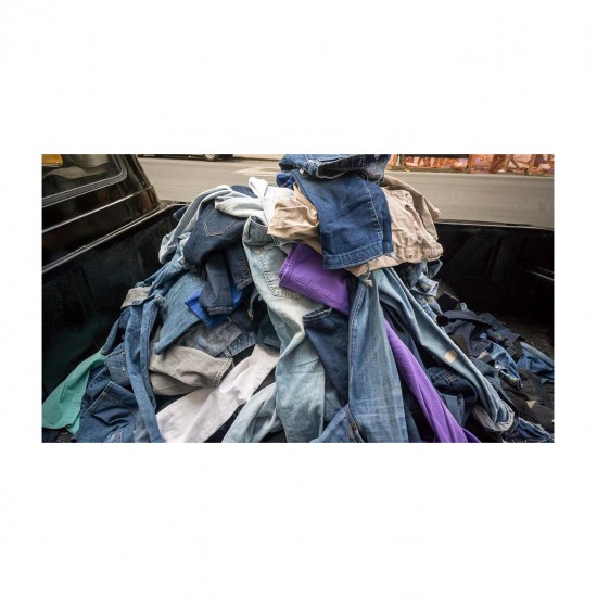 High-quality Second Hand Clothes Available for Sale in Wholesale Lots