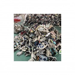 Sports Shoes in Various Sizes, Styles, and Colors Available for Large-scale Orders