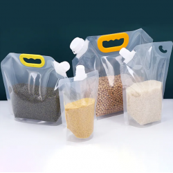 Household Use Foldable Transparent Beans Cereal Storage Bags Stand up Spray Bags Food Liquid Plastic Packaging Bags