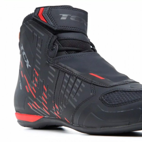 TCX  Shoes R04D WP  Black red