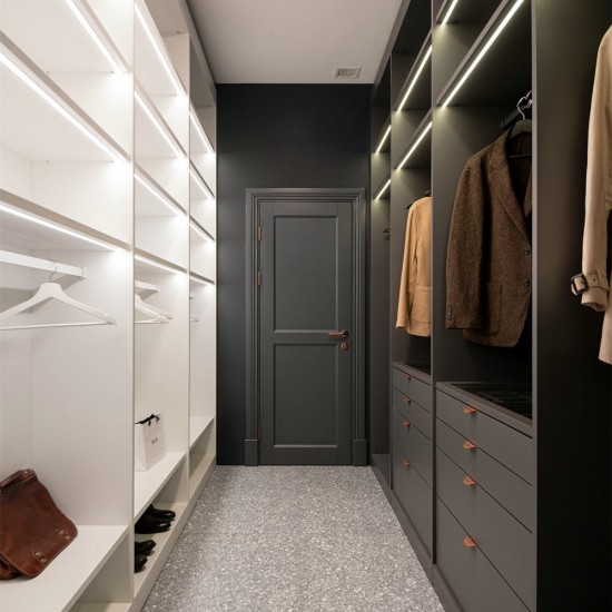 U Shape Customized Size Bedroom Wooden Wardrobes Clothes Cabinet Melamine Finished Plywood Walk in Closet