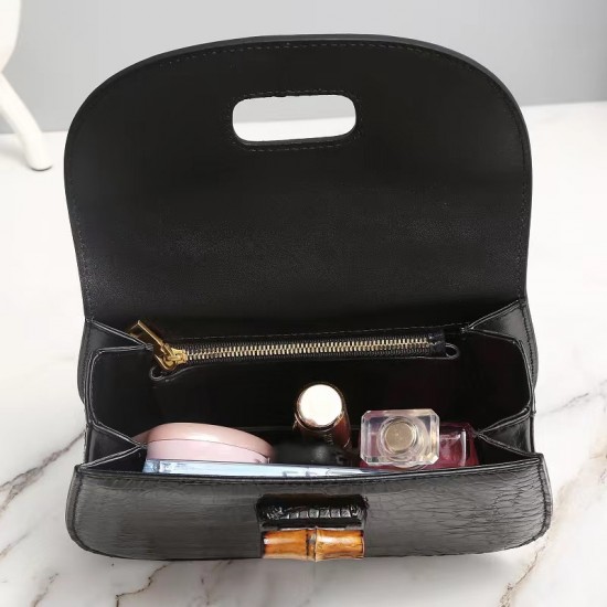 High Quality French Niche crocodile Leather Bamboo Handle Bag Crossbody Bag Designer Handbag