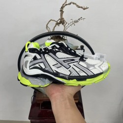 Spring and autumn men and women to increase the thick sole couple sports casual shoes black round head light comfortable sports