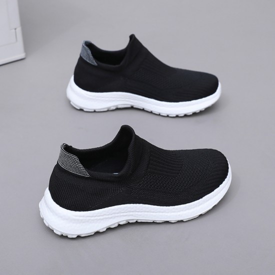 Spring new soft soled breathable sports shoes