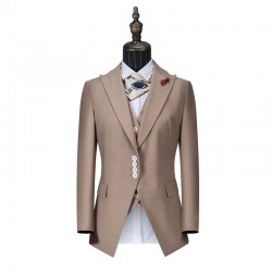 High-Grade Custom-Made Green Two-Piece Women's Small Suit Solid Formal Woven Clothes Button Decoration for Autumn Season Shorts