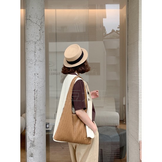 Small fresh girl loose  bag pleated design simple versatile large capacity shopping bag shoulder bag
