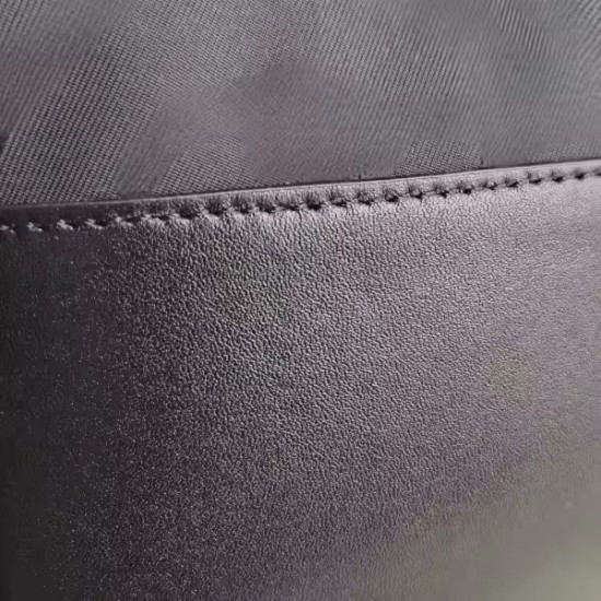 Original Brand Fashionable Travel Notebook Backpack Waterproof Business Notebook Bag for Men Women Stylish Burbering Design