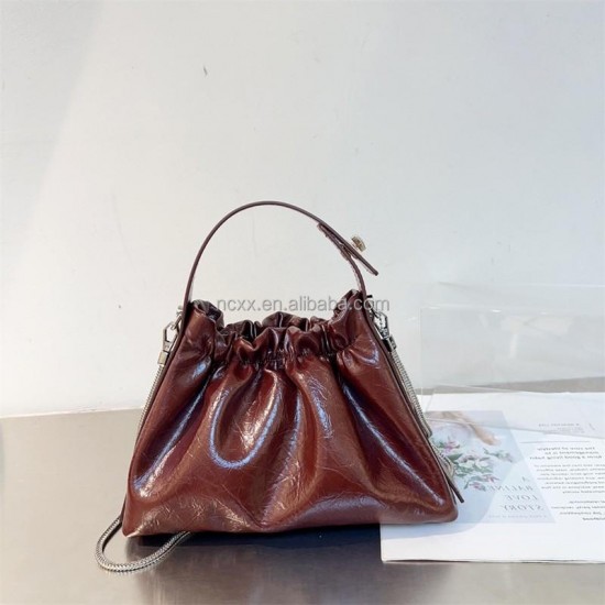 Hand-made Hand-held Cowhide Bag Wine Red Fashion Everything