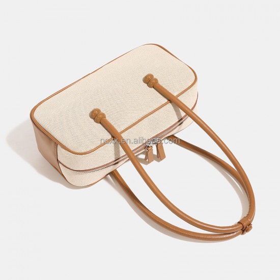 Hand-made Hand-made Green Cross-body Bag with Cow Leather Is Fashionable and Versatile