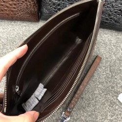 Men's Trendy Large Capacity Genuine Leather Shoulder Bag with Crocodile Bone Inlays Simple Fashionable Portable Zipper Closure