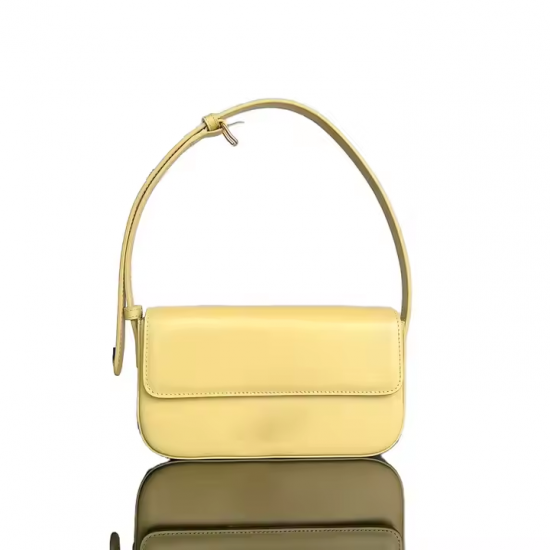 Red Haute Couture Single Shoulder Bag Large-Capacity Arc De Triomphe Underarm Style Genuine Leather Fashionable Cover Closure