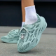 Wholesale Latest 3D Lady and Men Shoes with Comfortable Elastic Honeycomb Breathable Shoes