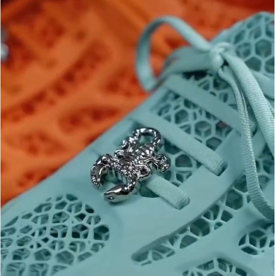 Wholesale Latest 3D Lady and Men Shoes with Comfortable Elastic Honeycomb Breathable Shoes