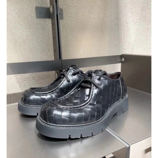 Top Quality Dress Shoes Loafers for Men Lace-Up Derbies New With Tags Haddock All-Over Intrecciato Leather Loafers Derby Shoes