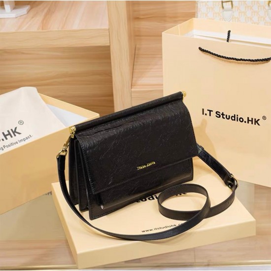 Hot Selling Large Capacity Ladies Genuine Leather Cross Body Shoulder Messenger Bag Durable Fashionable Everyday Use Zipper