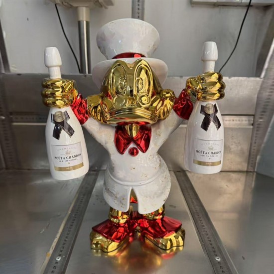Pop Arts Resin Crafts Chrome Colored Duck with Champagne Bottles Animal Cartoon Character Duck Statue for Arts Gallery