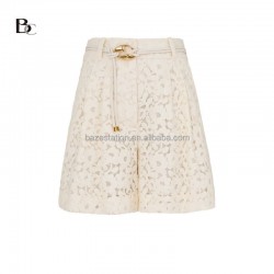 High-quality Custom Clothing Factory Knee-Length Loose Fit Straight Lace Shorts with Leaf Pattern and Pockets Suits for Women