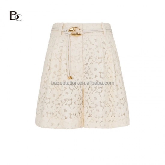 High-quality Custom Clothing Factory Knee-Length Loose Fit Straight Lace Shorts with Leaf Pattern and Pockets Suits for Women