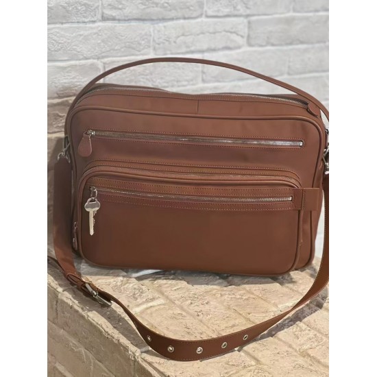 Trendy Designer Women's Genuine Leather Zip Closure Shoulder Bag Unique Fashion Style with Portable Features