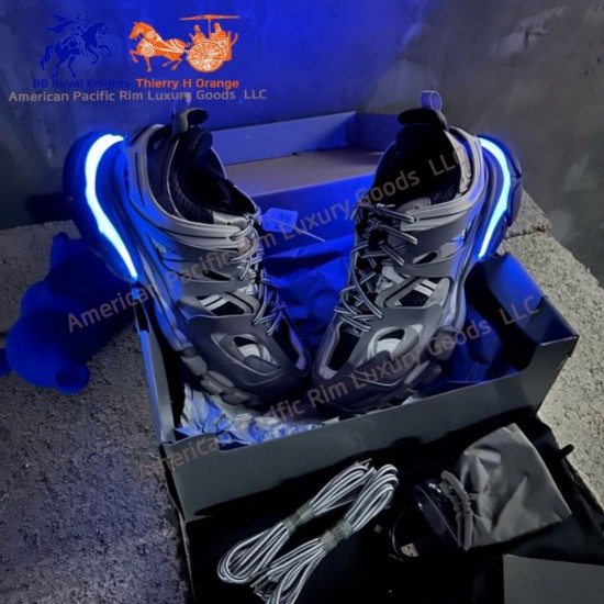 Genuine Goods Track 3.0 LED Sneakers Running Sneakers Vintage Casual Shoes Walking Shoes With LED Light Fashion