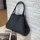 Hand Woven Classic Versatile Tote Bag 2025 Large Capacity Shoulder Bag with Sheepskin Double-sided Weaving Inside and Outside