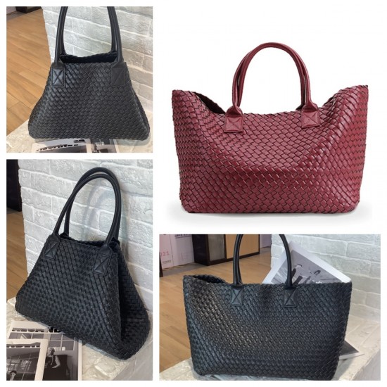 Hand Woven Classic Versatile Tote Bag 2025 Large Capacity Shoulder Bag with Sheepskin Double-sided Weaving Inside and Outside