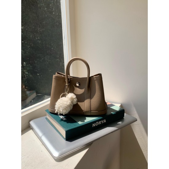 Spring Summer Eco-Friendly First Layer Cowhide Genuine Leather Crossbody Bag Handmade RFID Versatile Stylish Top Accessory