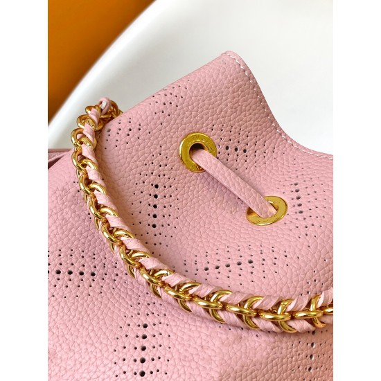 High Quality Women's Fashionable Soft Genuine Leather Crossbody Bag High-End Metal Decoration Waterproof Pleated Ladies