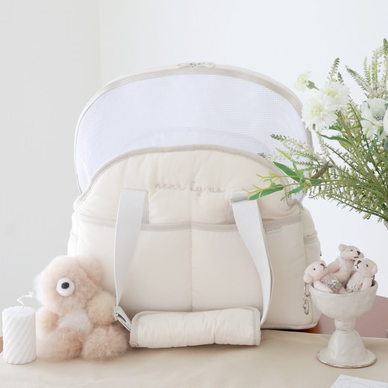 Wholesale Fashionable  Shell Shape Polyester Pet Travel Carrier Bag Solid Pattern Waterproof Material for Small Cats&Dogs