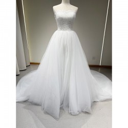 LY-WD0029 Elegant A-Line Ivory Wedding Dress Simple Looking Bridal Lace Skirt with Off-Shoulder Sleeveless for Plus Size Bride