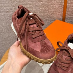 High-quality Handmade Multi-color Lace-up Training Shoes with Suede Soles, Suitable for Casual and Sporty Women's Wear.