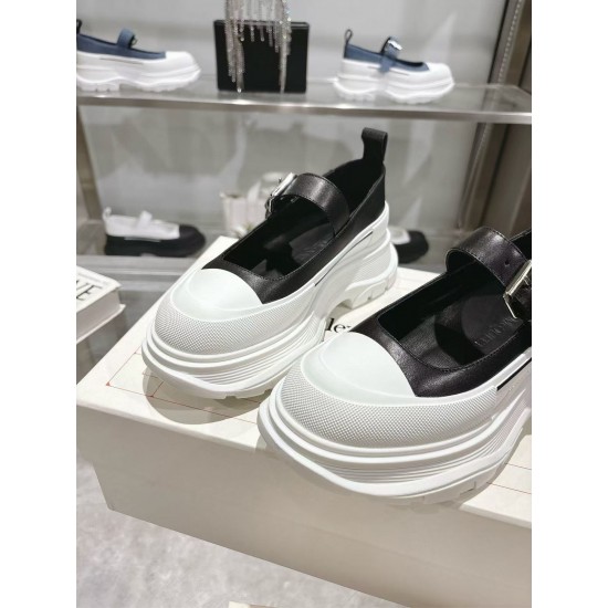 Top-quality Mary Jane Shoes Made of Genuine Leather