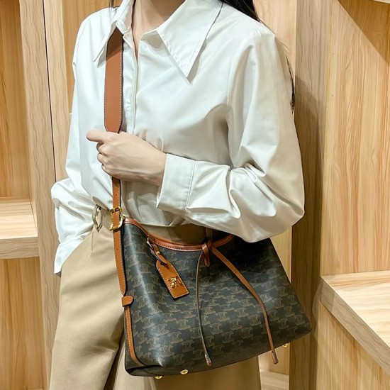 520 Valentine's Day Gift for Girlfriend: High-end Crossbody Bag, Shoulder Bag