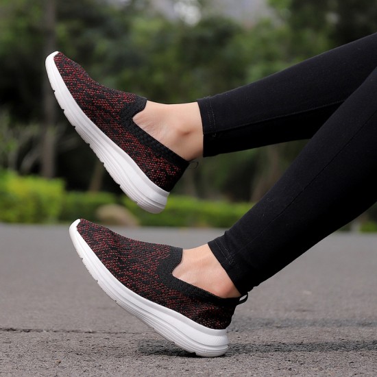 C06 Women's Mesh Casual Sneakers Fashion Breathable Sports Shoes Comfortable Mom Shoes for Export Wholesale