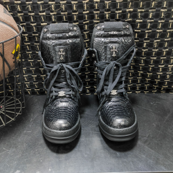 RO25 Men's Retro Mid-Top Boots New Snake Pattern Fashionable Croc Style Walking Shoes