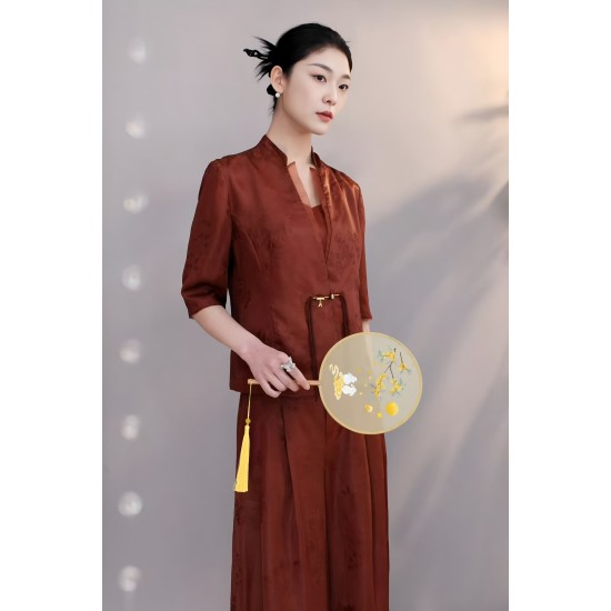 Modern Elegant Mulberry Silk Wine Red Traditional Chinese Women's Clothing for Autumn and Spring Comfortable Bottom