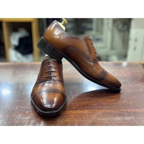 Custom Logo Low MOQ Genuine Leather Office Fashion High End Italian Quality Mens Shoes Casual Goodyear Welted Hand Sewn Classic