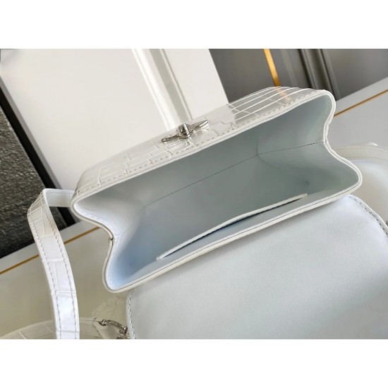 Limited edition genuine leather crossbody bag with large capacity water-resistant strap and decorative chain,stylish women's bag