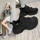 2024 Premium Womens Chunky Sneakers Lace-Up Design Latest Casual Style Fashionable Walking Shoes with Mesh Lining