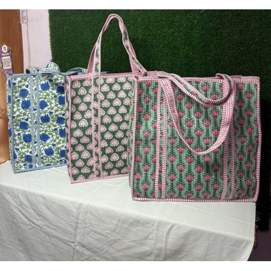 20pcs Large Cotton Quilted Boho Travel Bag for Women Handmade Shoulder Purse Open Floral Weekender Block Print Tote Bag Chain