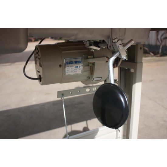 High-Speed 6-28 Single Needle Industrial Sewing Machine Flat-Bed Configuration Sewing Machines for Clothing with Table Stand